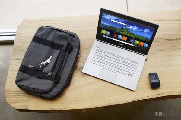 Inspiron 14 7000 シリーズ