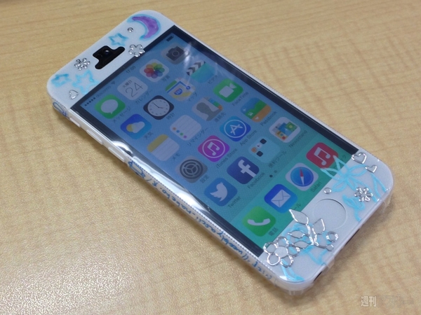 iPhoneケース デコ