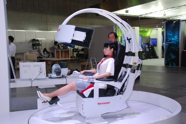 シャープ：CEATEC2013