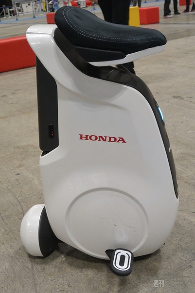 『UNI-CUB』やトヨタ自動車の『Winglet』など