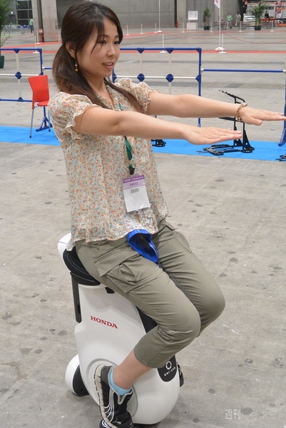 『UNI-CUB』や『Winglet』が楽しい！：CEATEC2013