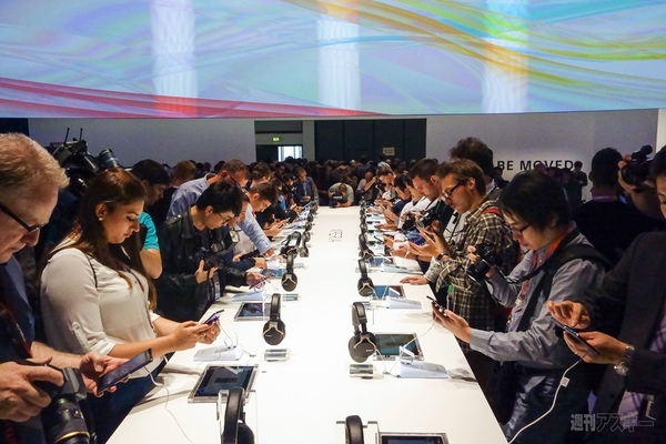 HDR-MV1やDSC-QX100の開発秘話