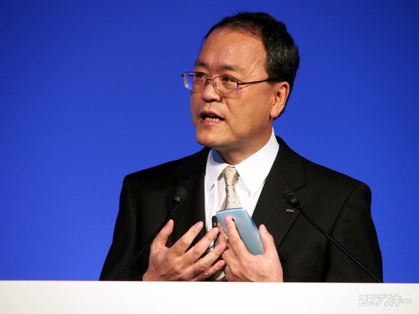 au 2013年冬モデル