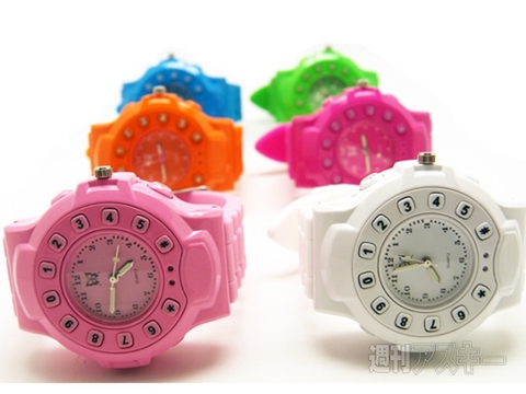 中国腕時計型ケータイはスマートウォッチより熱い