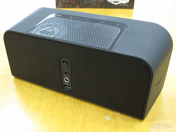 NFC対応Bluetoothスピーカーでスマホの貧弱サウンドを超強化