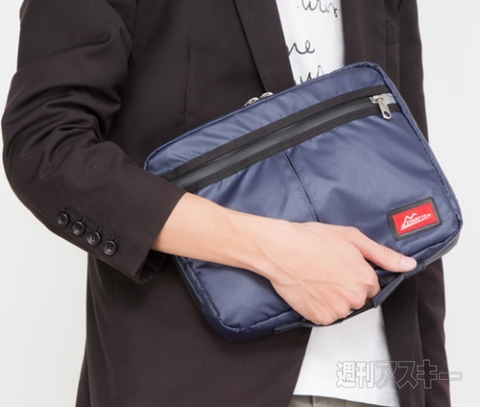 STARTTS LIGHT 2WAYタブレットクラッチバッグ