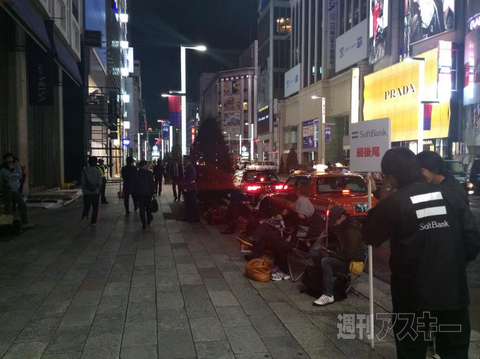 iPad Air発売行列レポート 夜の原宿、銀座