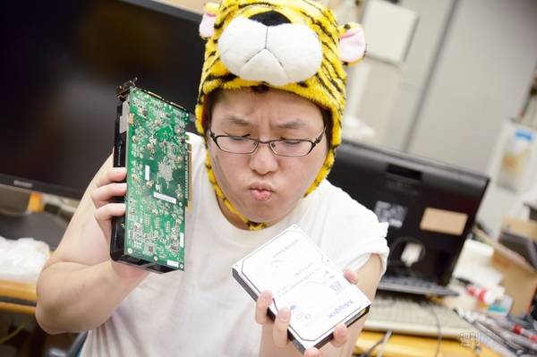 不器用な俺だけどPCパーツに第二の人生を与えてみた！