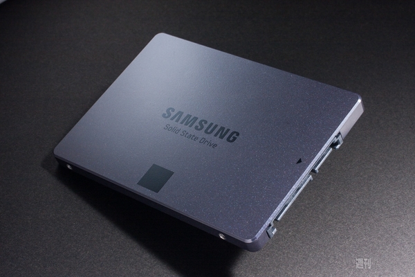 周辺機器部門:『840 Evo』