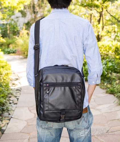 ATTRACT 11インチタブレットフラップショルダー AW-08