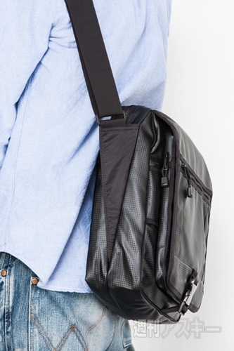 ATTRACT 11インチタブレットフラップショルダー AW-08