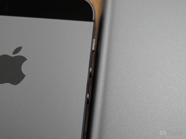 iPad mini Retinaディスプレイモデル業界最速開梱レビュー