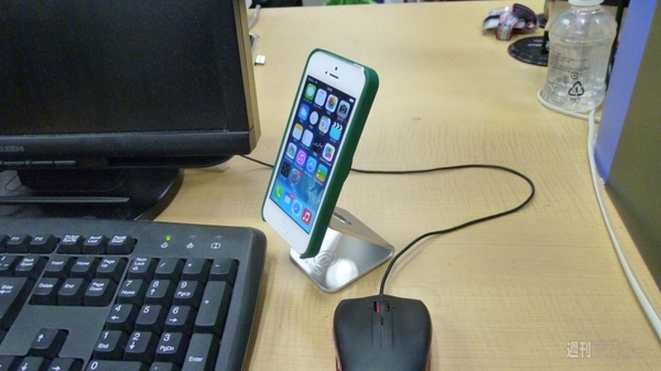 マグネスタンド