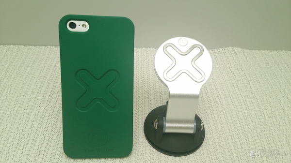 マグネスタンド