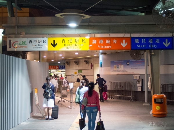 SIMフリースマホと香港〜シンガポール縦断バスの旅