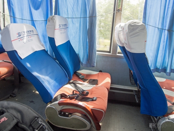 SIMフリースマホと香港〜シンガポール縦断バスの旅