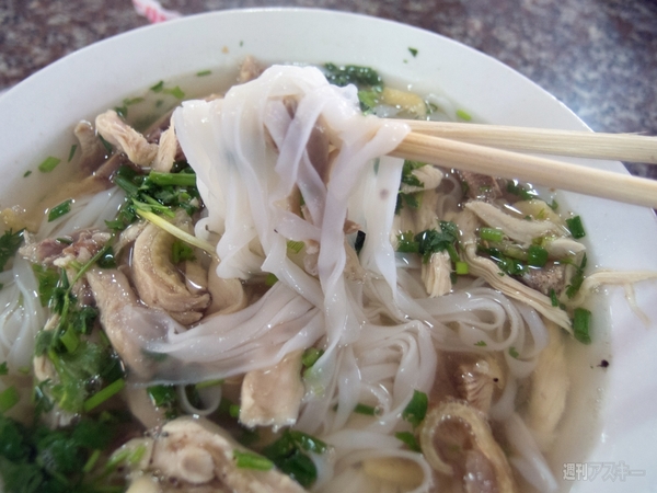 SIMフリースマホと香港〜シンガポール縦断バスの旅