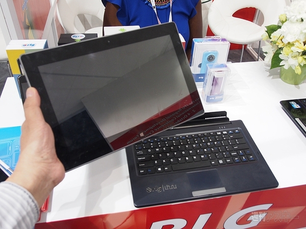 メイド・イン・アフリカのスマホを触ってみた