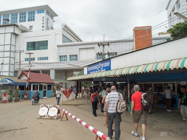 SIMフリースマホと香港〜シンガポール縦断バスの旅3