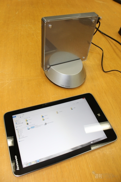 無線やマイクロUSB接続の周辺機器で8インチタブレットを便利に使おう