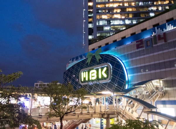 SIMフリースマホと香港〜シンガポール縦断バスの旅4