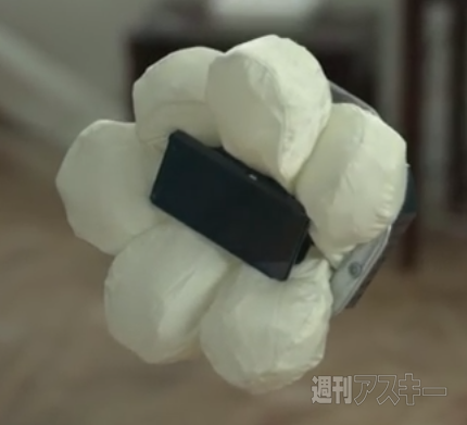 開く時間はわずか0.2秒