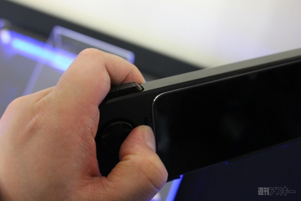 iOS7対応バッテリー搭載ゲームコントローラー『G550』を体験