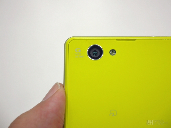 Xperia Z1 f　ファーストインプレッション
