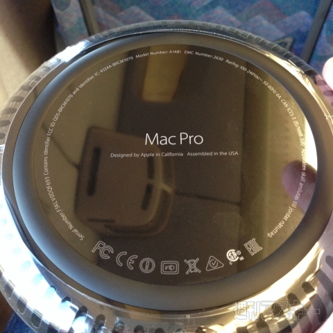 新Mac Pro開封の儀