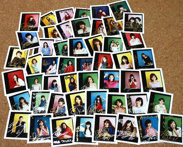 約1年ぶんの表紙の人サイン入りポラロイドプレゼント