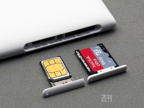 ノキアLumia1520レビュー