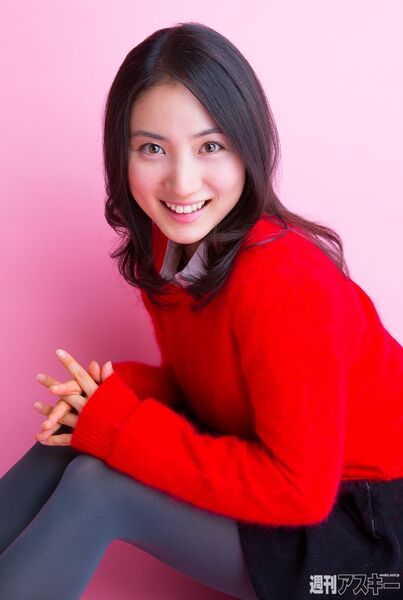 962号表紙の人・紗綾