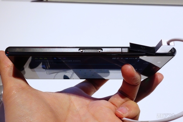Xperia Z1S・Z1 Compactは日本仕様とココが違うのです：CES2014