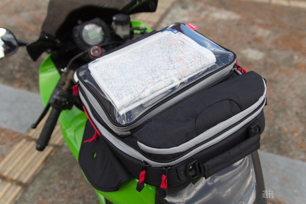 CAPDASE タンクバッグ スマホホルダー