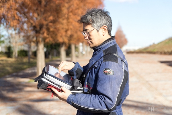 CAPDASE タンクバッグ スマホホルダー