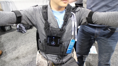 Oculus Riftと使いたいVRガジェットをGOROmanが体験してきた