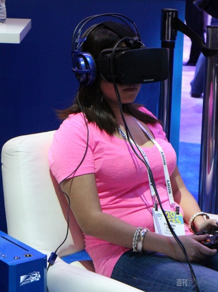 Oculus Riftと使いたいVRガジェットをGOROmanが体験してきた