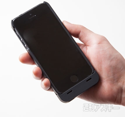 Iphone5 5sの電池持ちが2倍 Made For Iphone認定商品ながら低価格なケースバッテリー 週刊アスキー