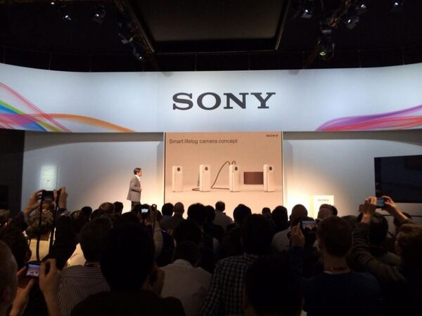 MWCソニーモバイル