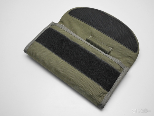 Xperia Z Ultra徹底レポート：ぴったりポーチやストラップを選んでみた