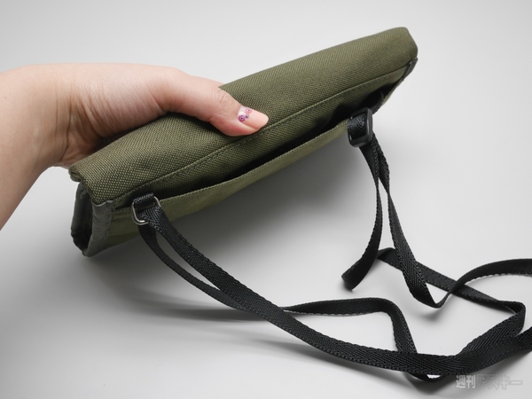 Xperia Z Ultra徹底レポート：ぴったりポーチやストラップを選んでみた