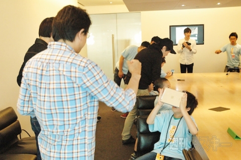 夏休みの自由研究にも役立ちそう！キッズがiMovieで家族紹介ムービー作成に挑戦｜Mac