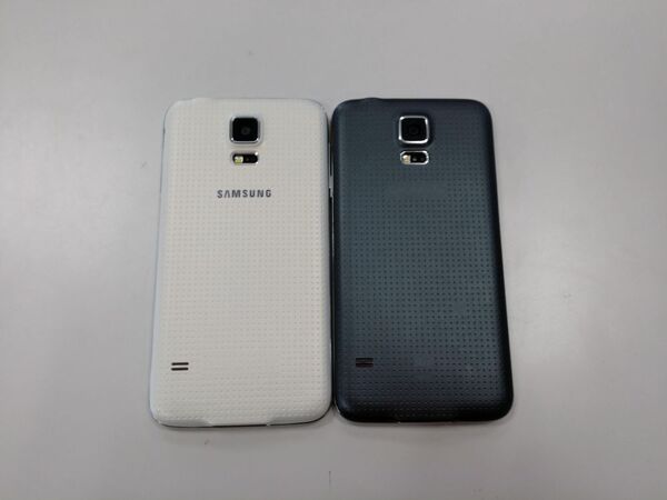 中国製GALAXY S5は外見ほぼ同じで中身がさらに凄かった