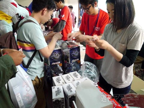 トランスフォーマー30th