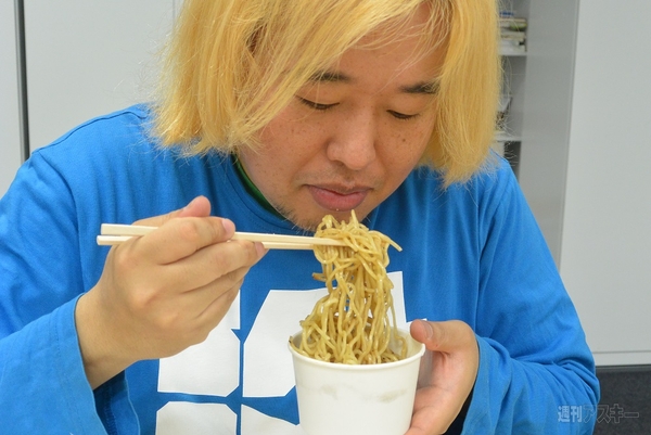 『メガマック』×『大勝軒 元祖つけ麺バーガー』