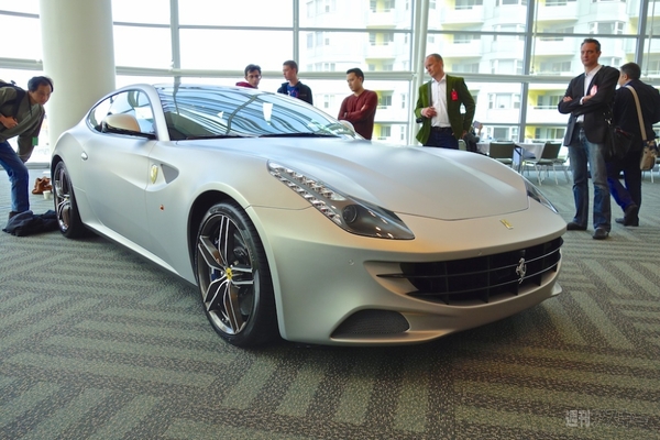 CarPlay実機デモ：WWDC2014