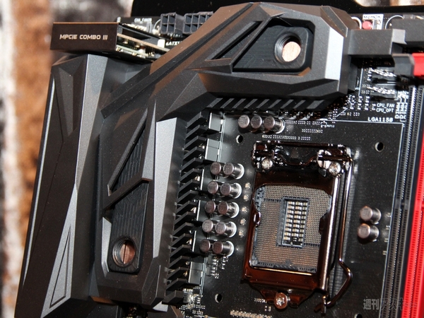 ASUS 日本発売 マザーボード