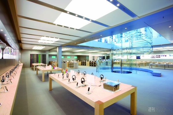 140609_moro_applestore_06