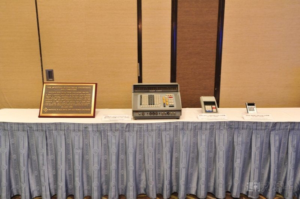 シャープのテレビ用14インチTFT液晶ディスプレーがIEEEに認定