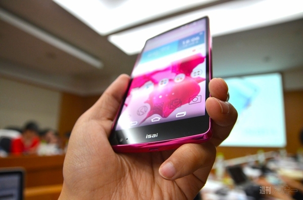 isai FL プレスカンファレンス